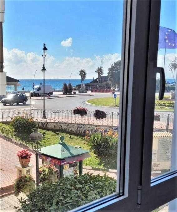 XV Apartamentos Morales & Arnal Эстепона Экстерьер фото