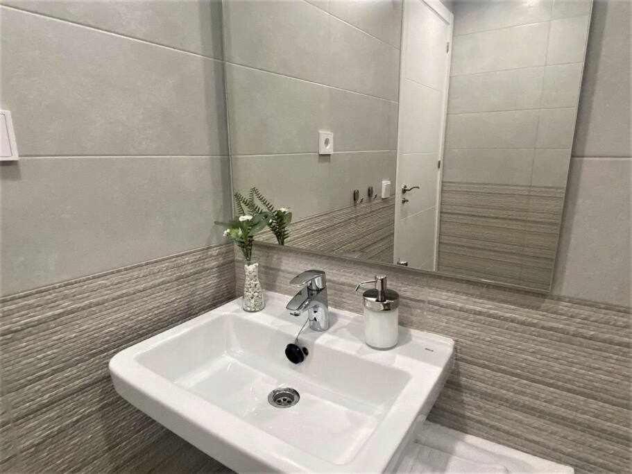 XV Apartamentos Morales & Arnal Эстепона Экстерьер фото